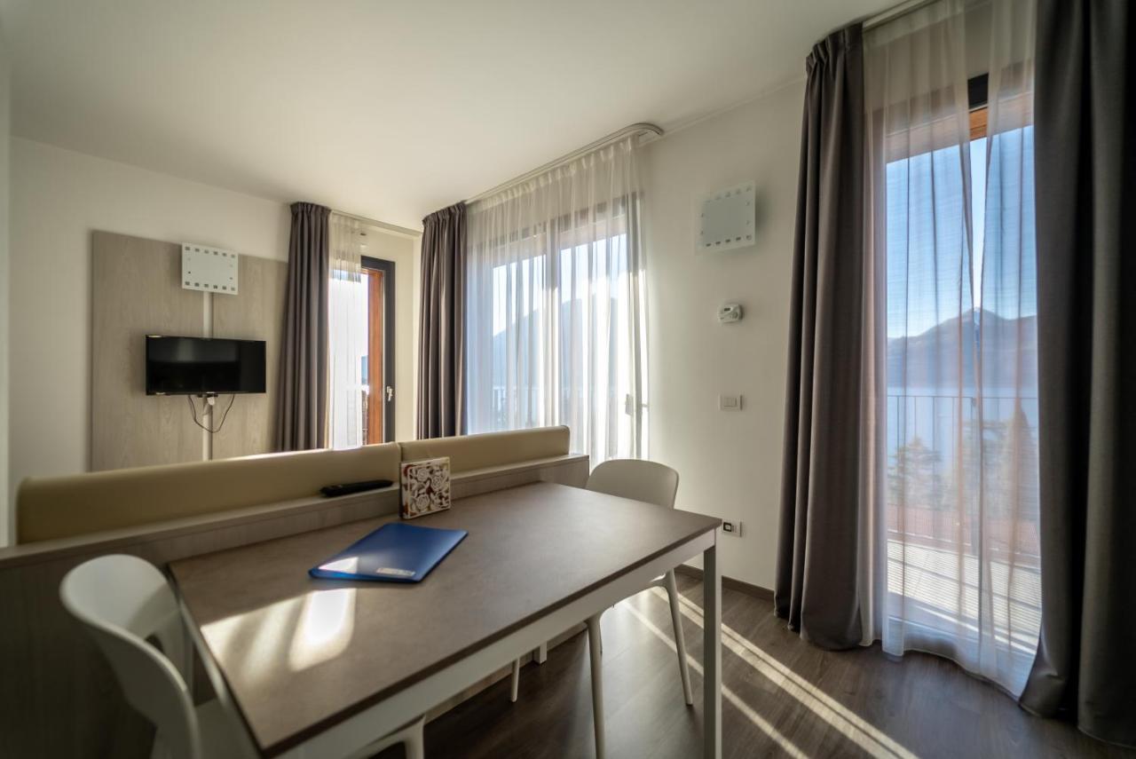 Apartmán Residenza Luigina Varenna Exteriér fotografie