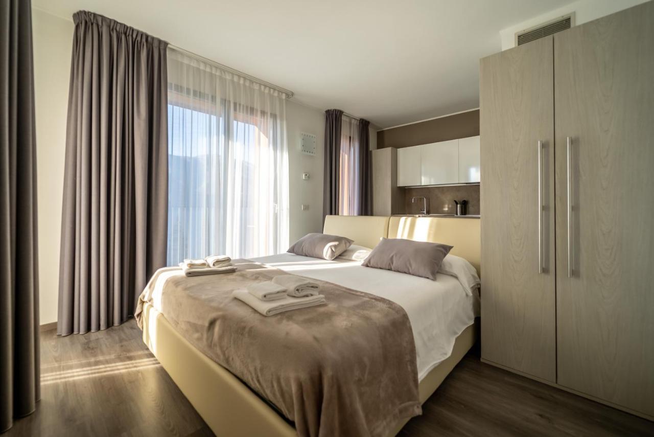 Apartmán Residenza Luigina Varenna Exteriér fotografie